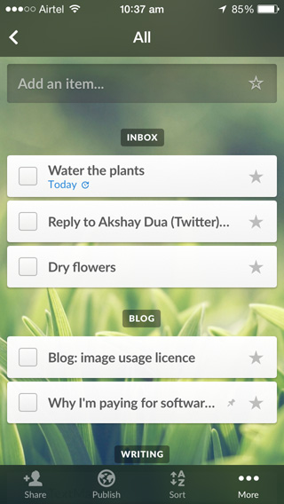 Wunderlist is flexible, easy to use, packed with features and gorgeous to boot