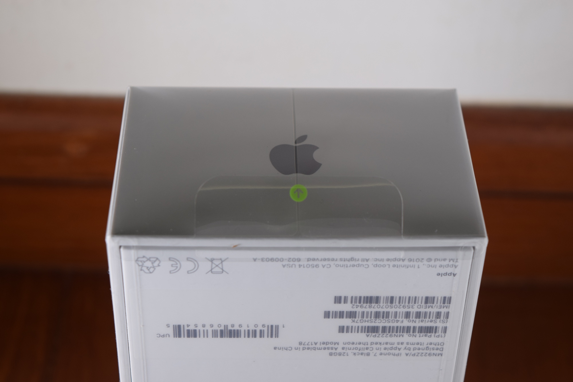 iPhone 7 Plus packaging