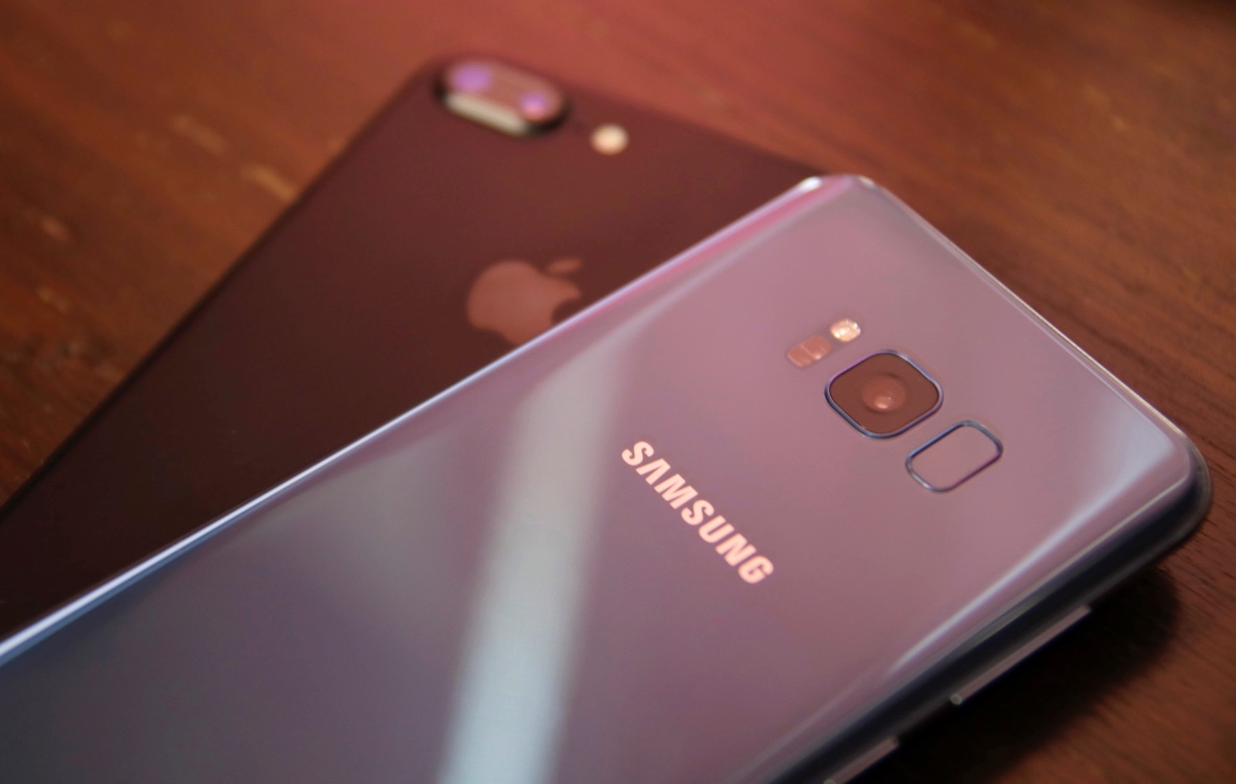 iPhone 7 Plus vs Samsung Galaxy S8+ Camera Comparison
