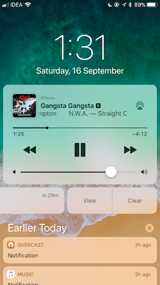 iOS 11 Lock screen and Notification Center 2