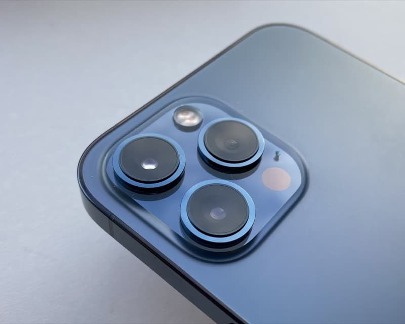 review: iPhone 12 Pro Max Camera array