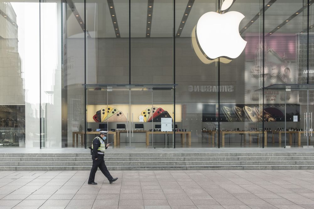 apple china stores closed lockdown