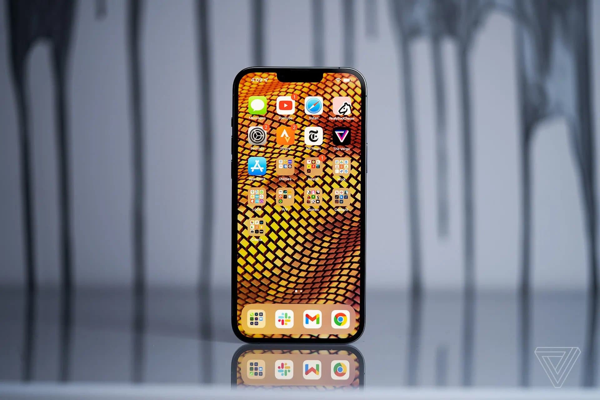 iPhone 13 Pro Display