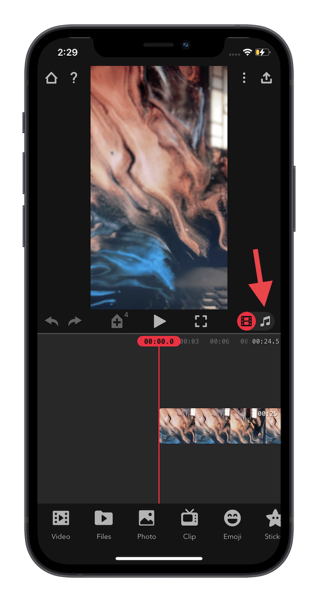 Use Focus live to edit Cinematic video on iPhone 